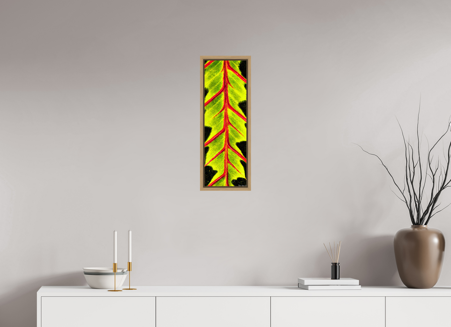 8 x 24″, Floater Frame Natural Oak Highlighted Maranta