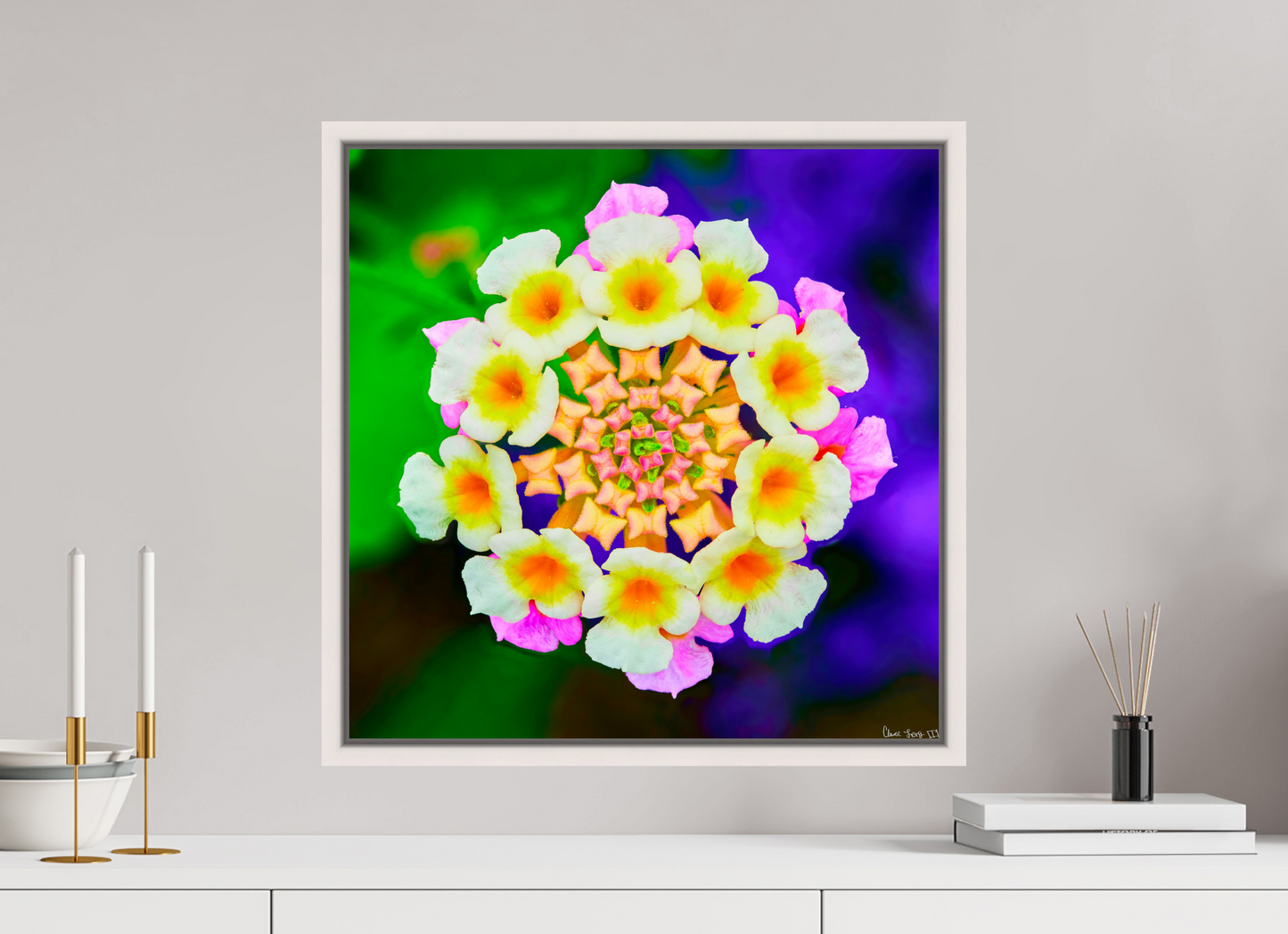 20 x 20″, Floater Frame Maple White Quintessence