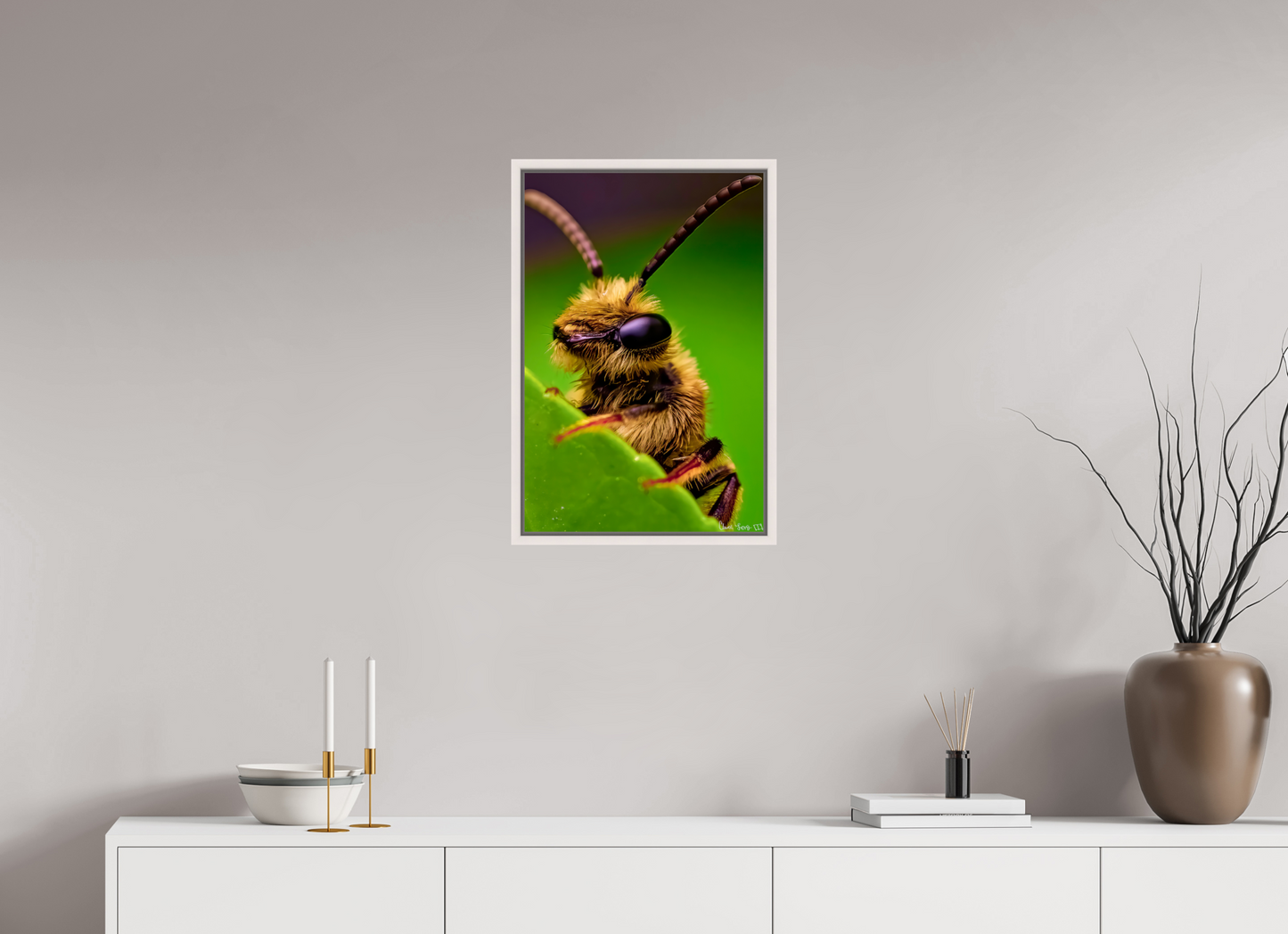 16 x 24″, Floater Frame Maple White The Cutest Bee