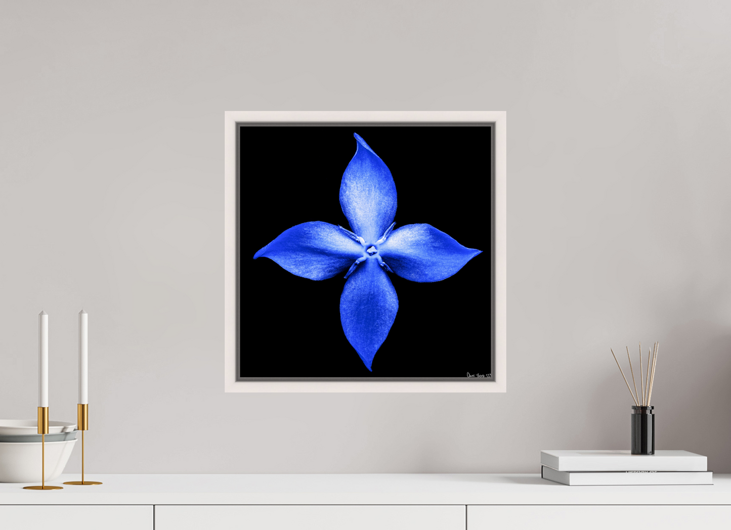 15 x 15″, Floater Frame Maple White Halcyon Compass