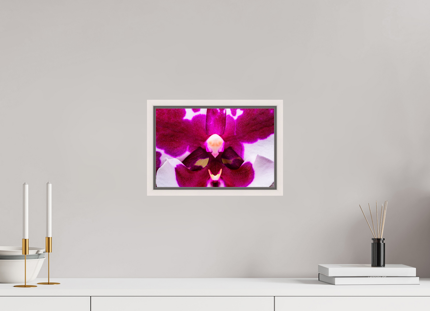 12 x 8″, Floater Frame Maple White Droid Orchid