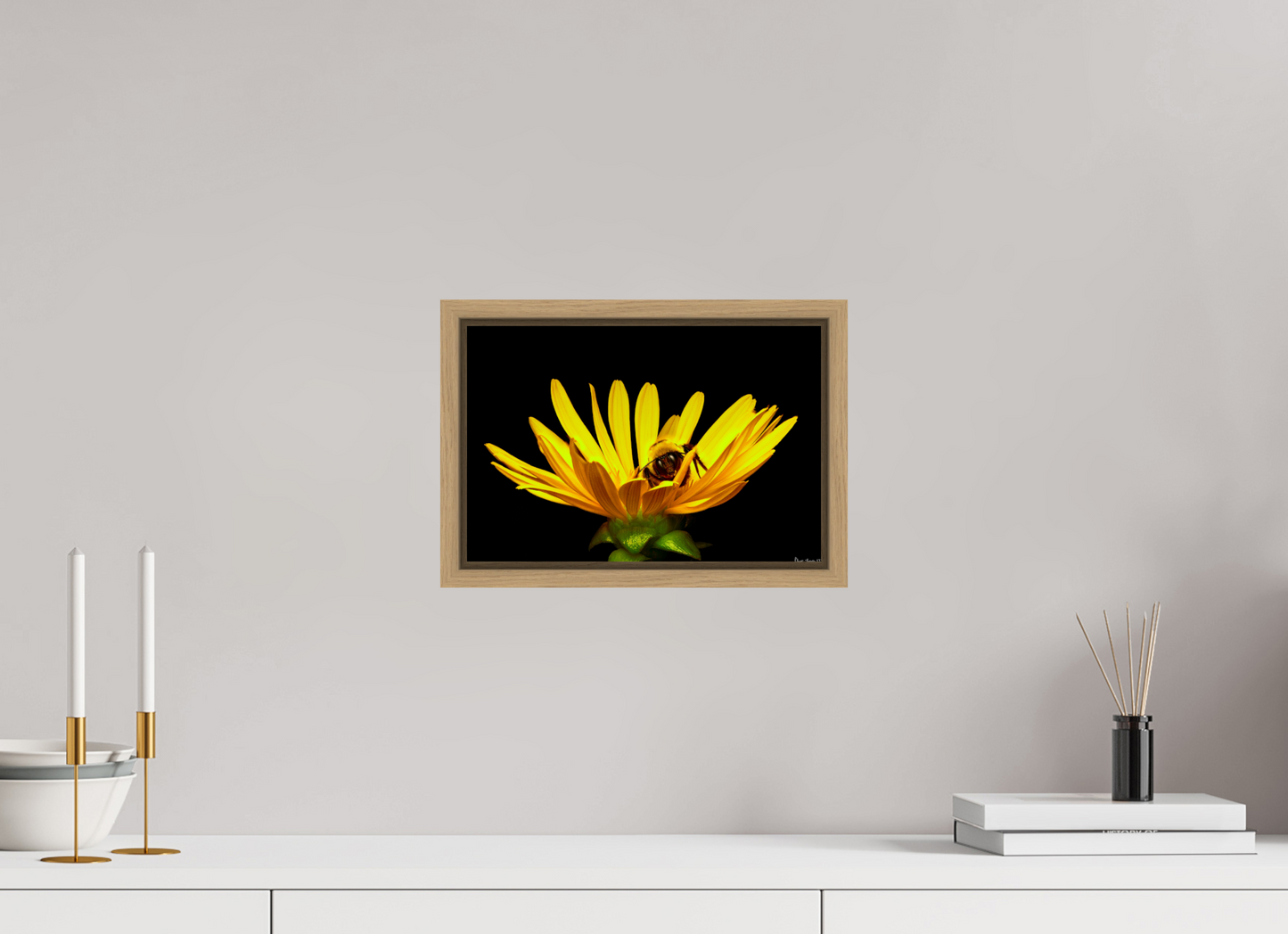 12 x 8″, Floater Frame Natural Oak Sweet Dreams
