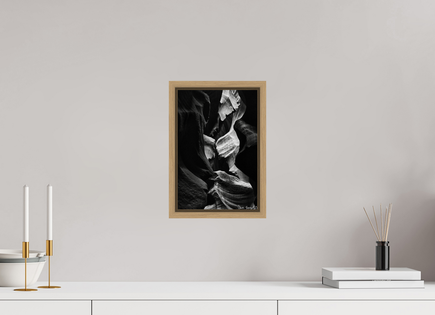 8 x 12″, Floater Frame Natural Oak Sphinx