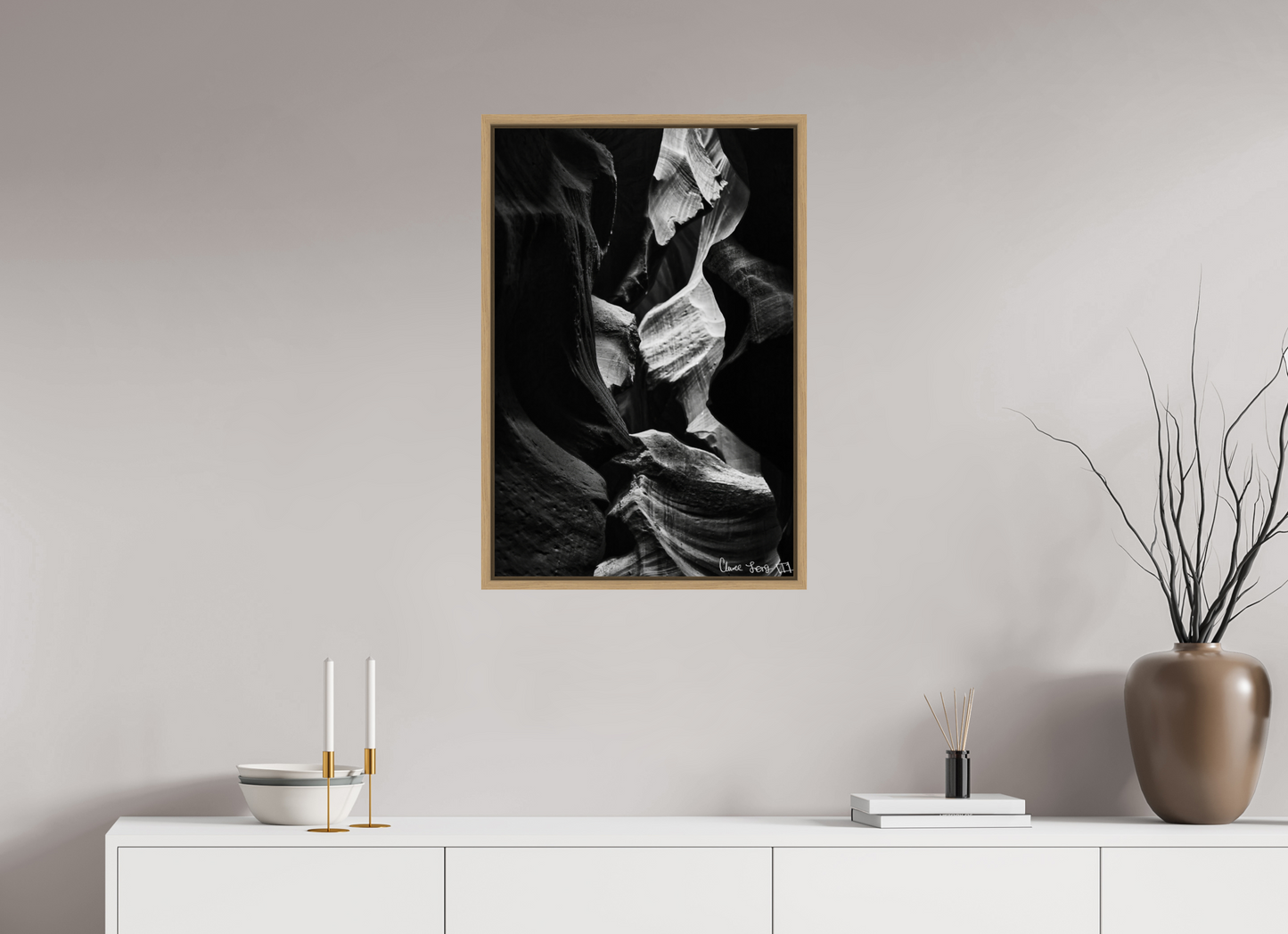 20 x 30″, Floater Frame Natural Oak Sphinx