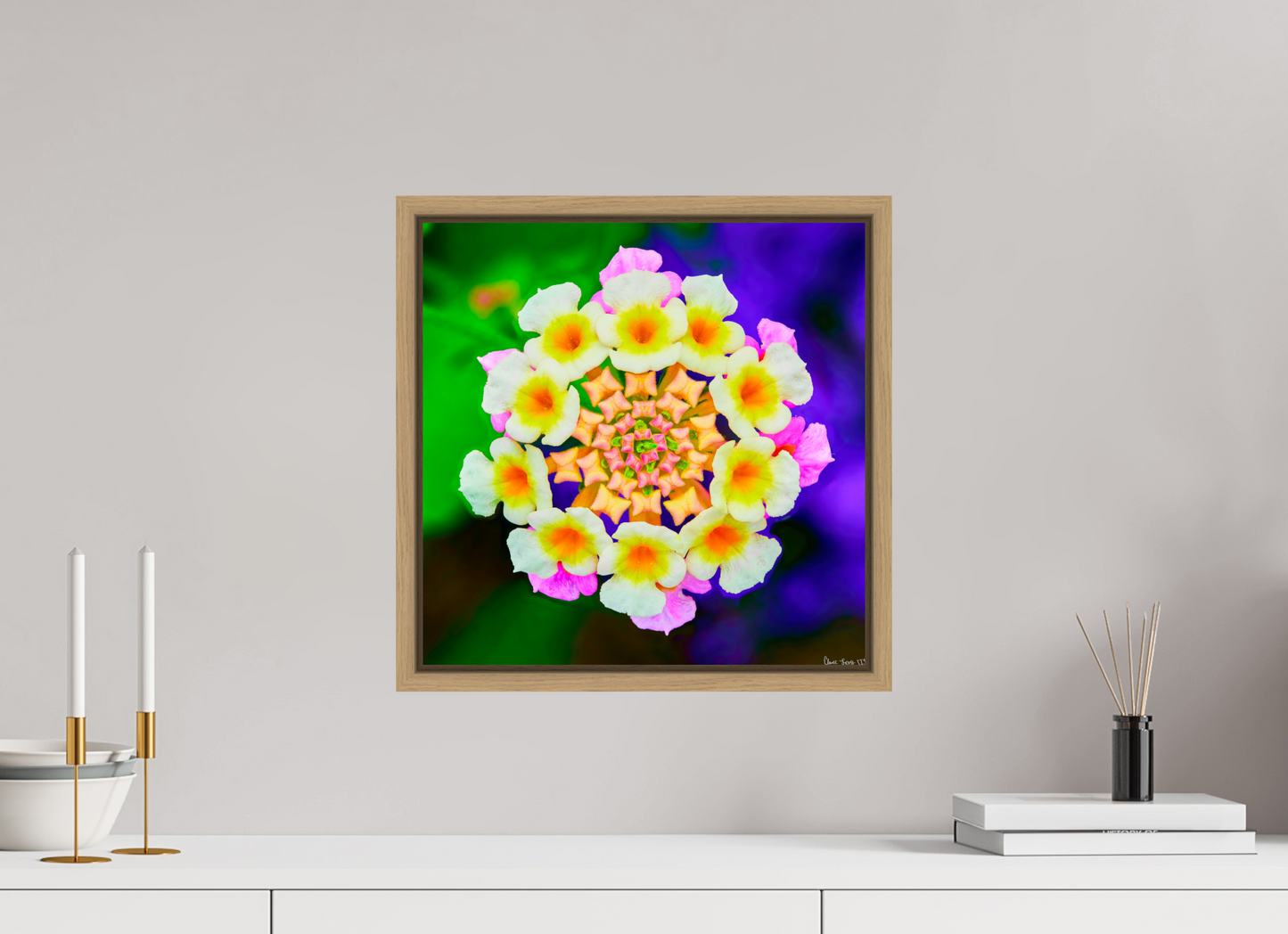 15 x 15″, Floater Frame Natural Oak Quintessence
