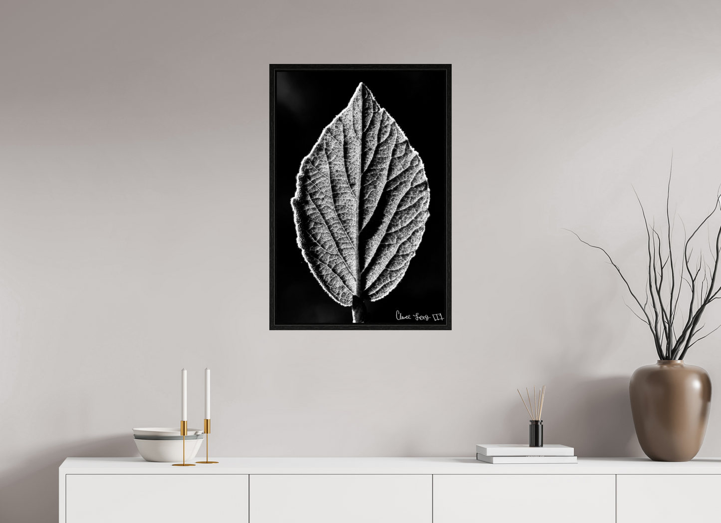 20 x 30″, Floater Frame Black Oak Eclipse