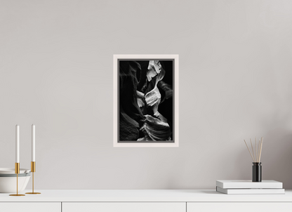 8 x 12″, Floater Frame Maple White Sphinx