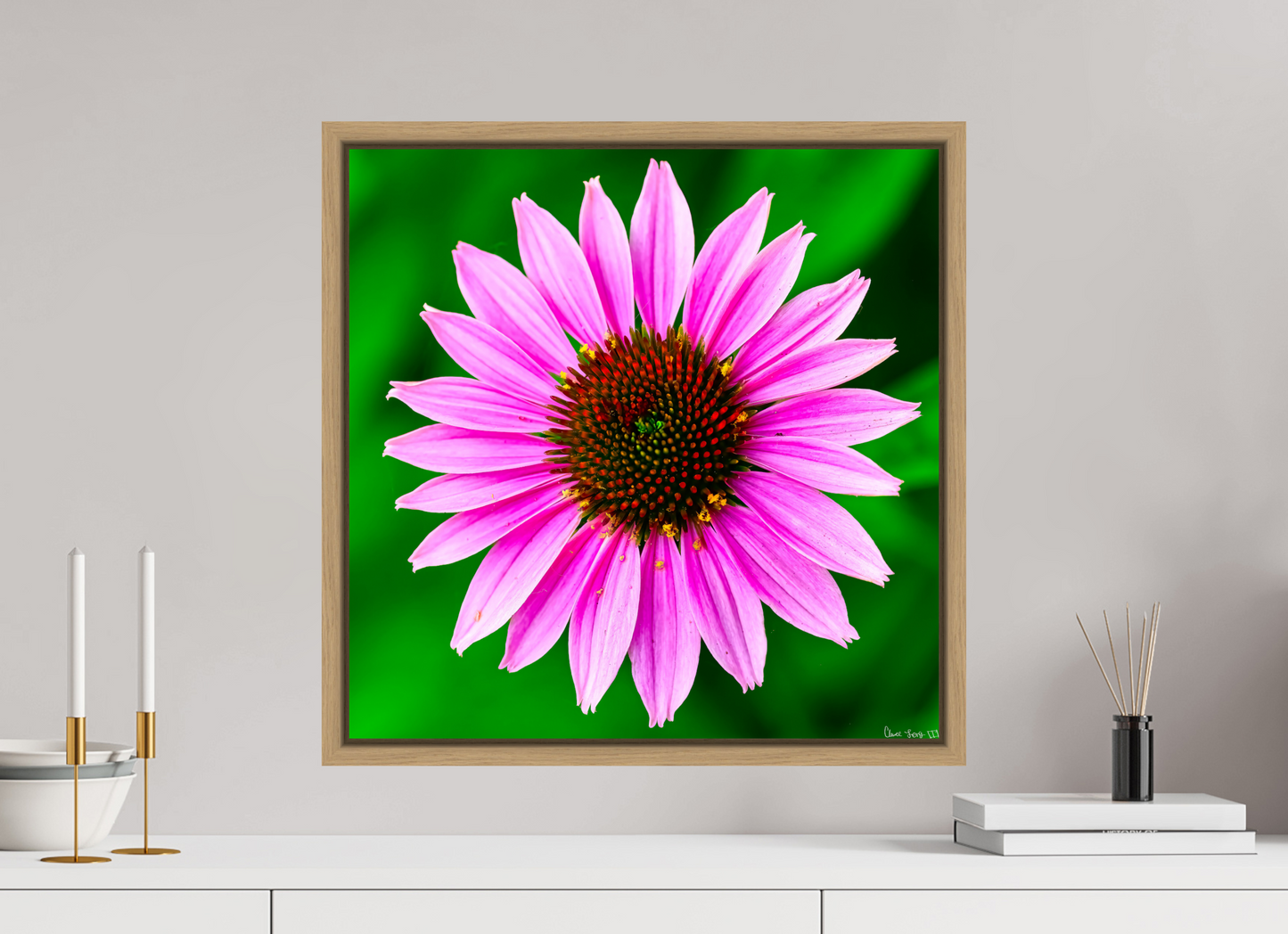 20 x 20″, Floater Frame Natural Oak Icosidigon