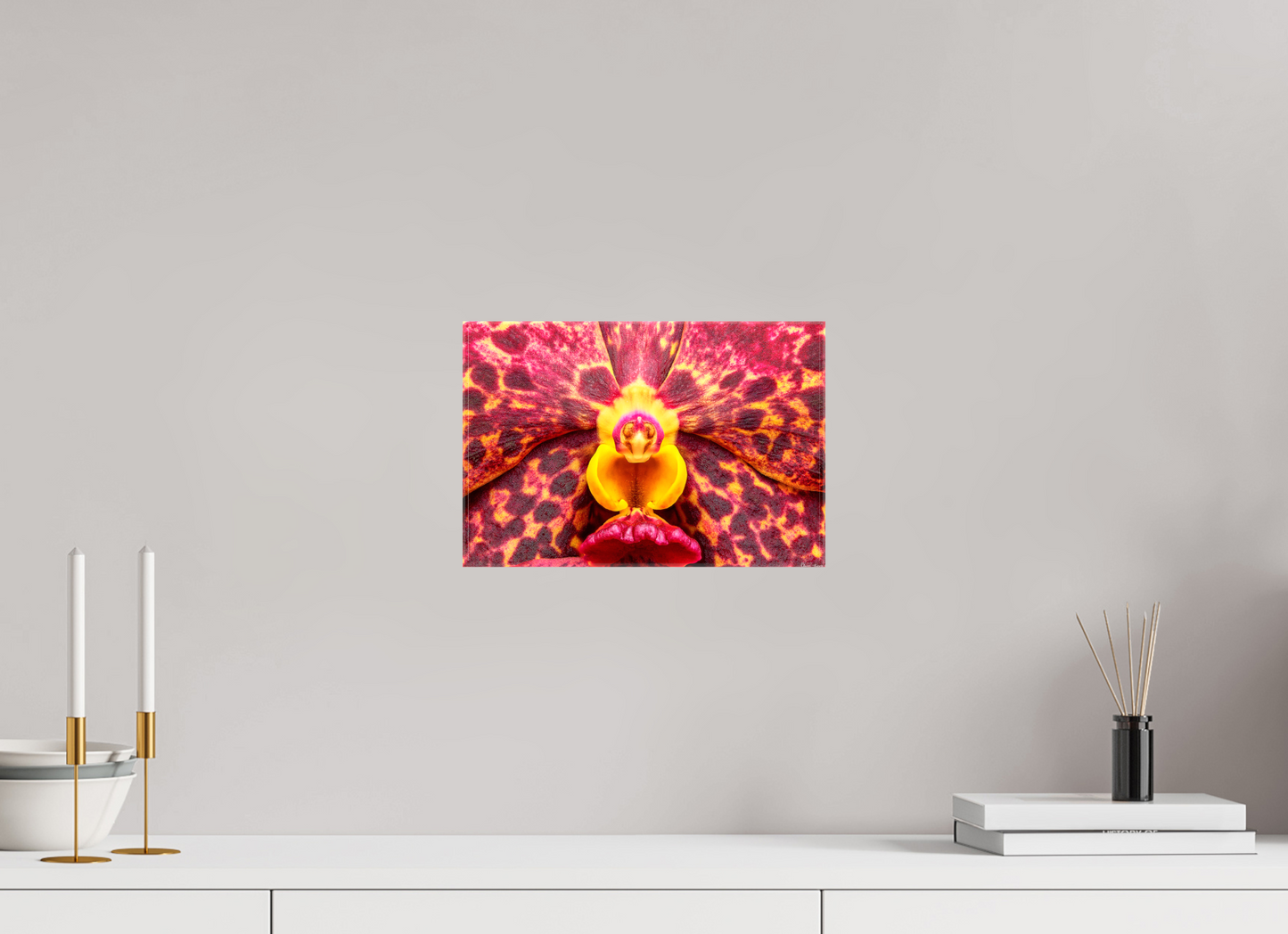 12 x 8″, Glossy Canvas Ignis Victoriae