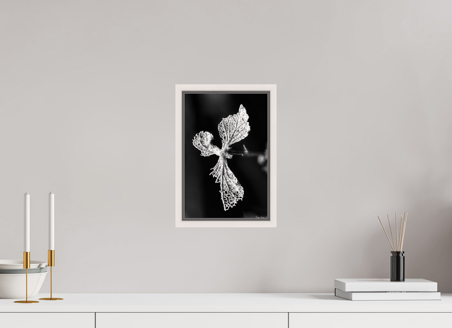8 x 12″, Floater Frame Maple White Dragon’s Ascent