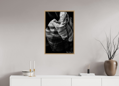 20 x 30″, Floater Frame Natural Oak Overtime