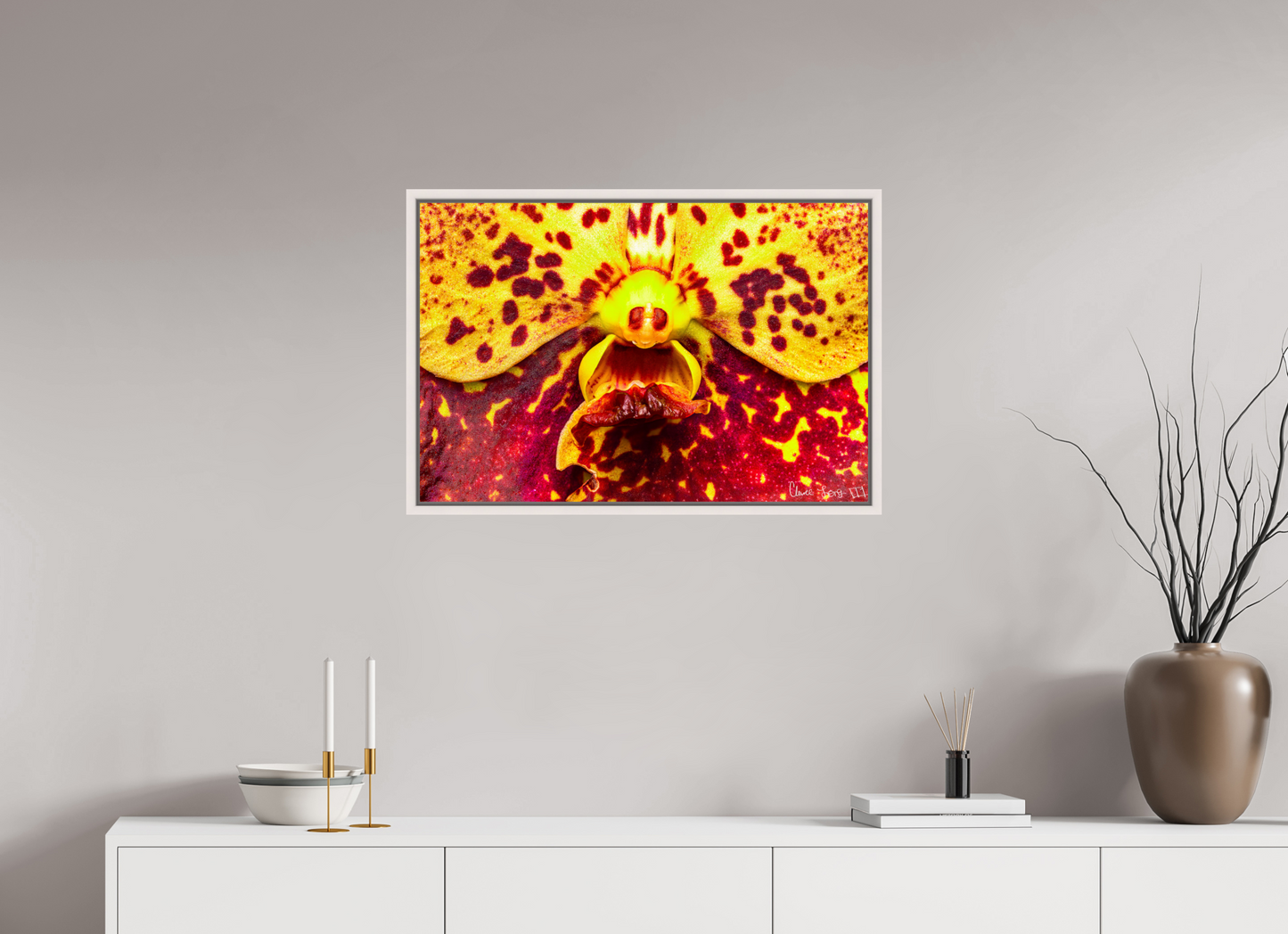 30 x 20″, Floater Frame Maple White The Flying Thing