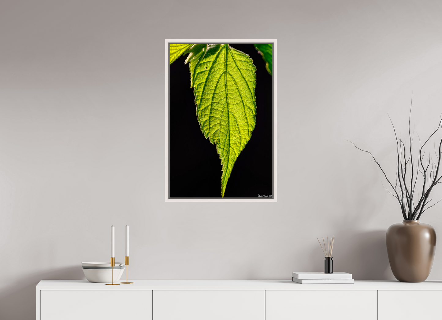 20 x 30″, Floater Frame Maple White Eternal Glow